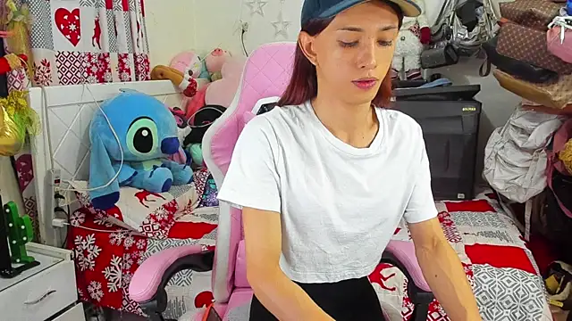 Snapshot of Lawrncesofiets chatting on December 12, 2024, 9:58 pm Lawrncesofiets online show from December 12, 2024, 9:58 pm