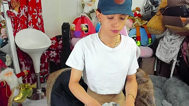 Snapshot of Lawrncesofiets chatting on December 27, 2024, 2:54 pm Lawrncesofiets online show from December 27, 2024, 2:54 pm