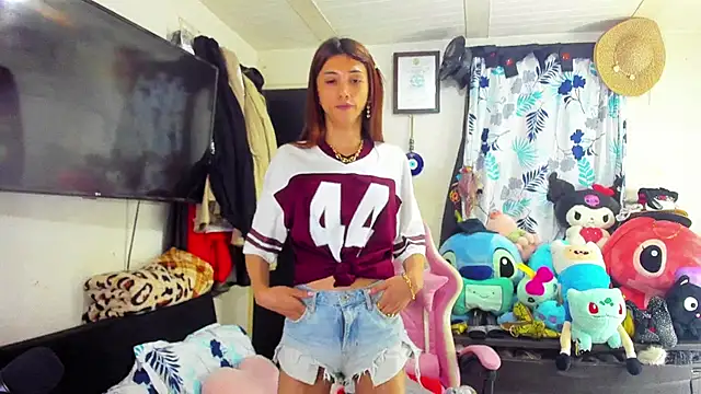 Snapshot of Lawrncesofiets chatting on March 7, 2025, 6:11 pm Lawrncesofiets online show from March 7, 2025, 6:11 pm