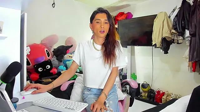 Snapshot of Lawrncesofiets chatting on October 8, 2025, 1:58 am Lawrncesofiets online show from October 8, 2025, 1:58 am