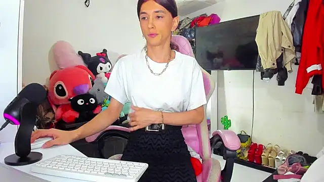 Snapshot of Lawrncesofiets chatting on October 14, 2025, 5:58 pm Lawrncesofiets online show from October 14, 2025, 5:58 pm