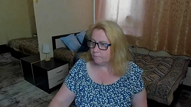 Frau Marta online show from June 28, 2026, 12:55 pm