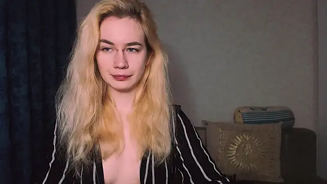 xxxcharismaaa online show from December 7, 2024, 6:54 am