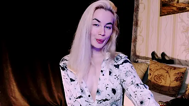 xxxcharismaaa online show from November 30, 2025, 6:34 pm