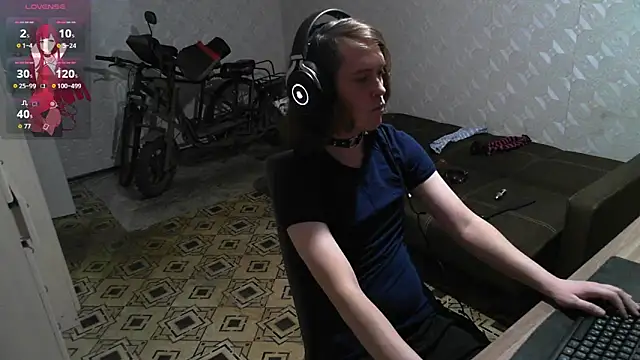 Snapshot of Shad0wFemb0y chatting on March 28, 2026, 5:12 pm Shad0wFemb0y online show from March 28, 2026, 5:12 pm