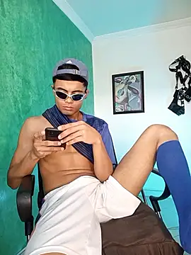 pinedasex777 online show from December 2, 2025, 1:17 pm