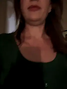 Snapshot of MaiseKnox chatting on October 10, 2025, 10:42 pm MaiseKnox online show from October 10, 2025, 10:42 pm