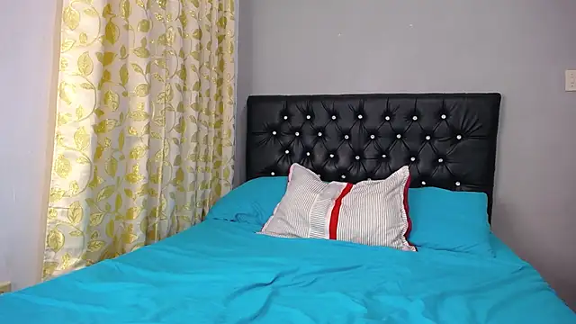 Snapshot of loveyouzahara2020 chatting on December 2, 2024, 2:53 am loveyouzahara2020 online show from December 2, 2024, 2:53 am