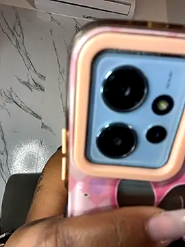 Snapshot of angelGgold chatting on October 29, 2025, 12:07 pm angelGgold online show from October 29, 2025, 12:07 pm