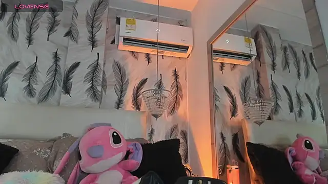 Vivi prinncess online show from September 24, 2025, 10:13 pm