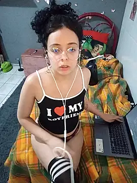 NinaSweet2 online show from October 10, 2025, 4:00 am