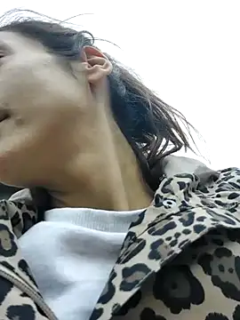 JoLeNe27 online show from October 27, 2025, 6:17 am