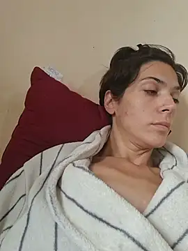 JoLeNe27 online show from July 16, 2026, 7:36 am