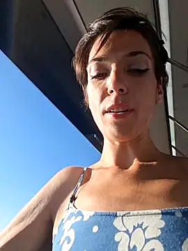 JoLeNe27 online show from August 9, 2026, 3:39 pm