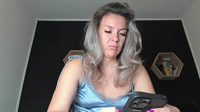 Alesys69 online show from September 26, 2025, 10:36 pm