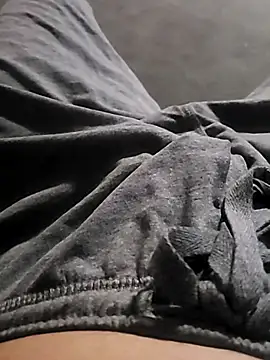 Snapshot of Horny4oldermen93 chatting on January 16, 2026, 4:00 pm Horny4oldermen93 online show from January 16, 2026, 4:00 pm