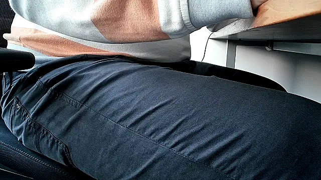 69bezfleku online show from November 7, 2025, 2:17 pm