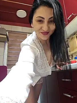 charrlote love online show from February 8, 2025, 3:21 pm
