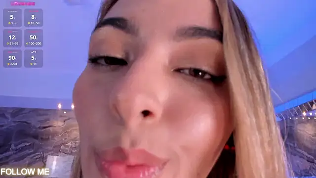 MelissaMoore  online show from March 8, 2025, 5:38 am