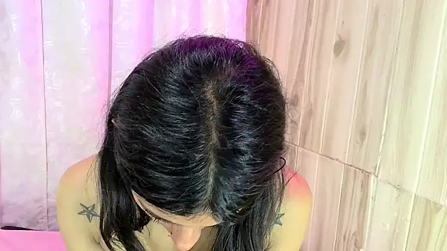 skinny Yizz online show from November 27, 2025, 8:22 pm