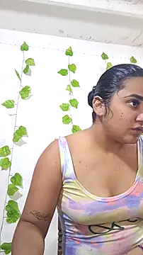 shayna all online show from September 12, 2025, 9:15 pm