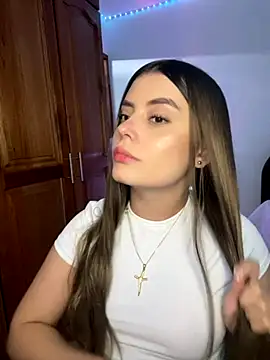 Miss valeriaa online show from October 28, 2025, 7:49 pm