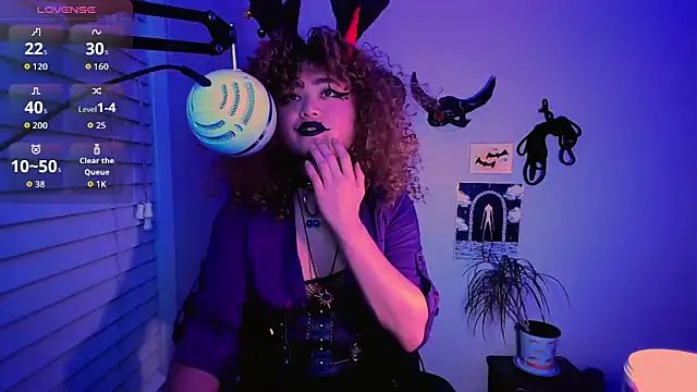 Snapshot of Azazelgains chatting on December 21, 2025, 10:11 am Azazelgains online show from December 21, 2025, 10:11 am