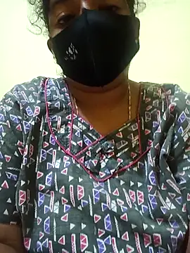 teddy-143 online show from November 4, 2025, 9:25 pm