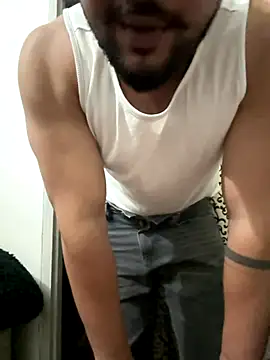 Snapshot of Rajbir0071 chatting on November 3, 2025, 8:10 pm Rajbir0071 online show from November 3, 2025, 8:10 pm