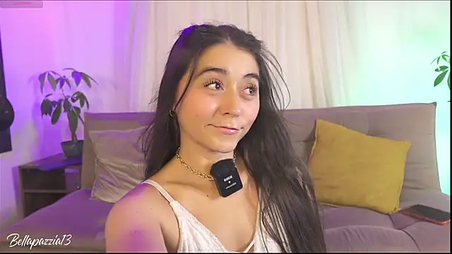 Bellapazzia online show from May 6, 2026, 5:07 pm