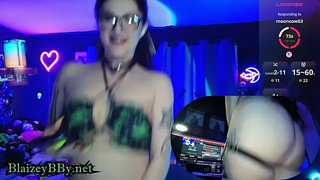 Snapshot of BlaizeyBBy chatting on March 22, 2025, 9:34 am BlaizeyBBy online show from March 22, 2025, 9:34 am