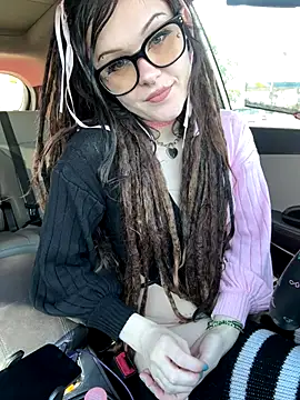 Snapshot of BlaizeyBBy chatting on September 23, 2025, 11:08 pm BlaizeyBBy online show from September 23, 2025, 11:08 pm