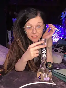 BlaizeyBBy online show from May 7, 2026, 6:08 am