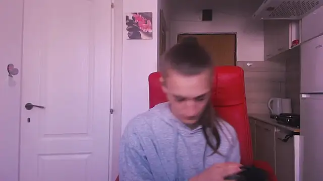 simyhvn online show from November 26, 2025, 7:42 am