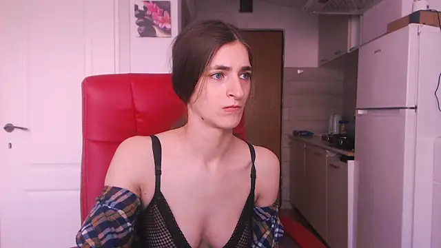 simyhvn online show from December 19, 2025, 9:38 am