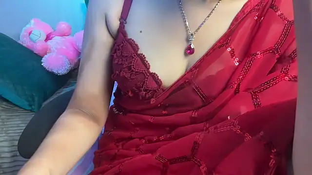 Queen Angelena online show from May 8, 2026, 5:18 pm