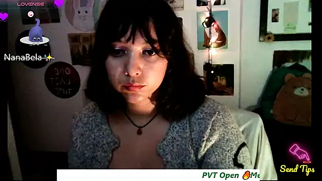 soynanabela28 online show from February 17, 2025, 11:31 pm