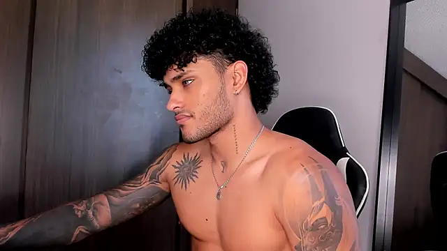 Alessandro Vanni online show from January 14, 2025, 4:50 pm