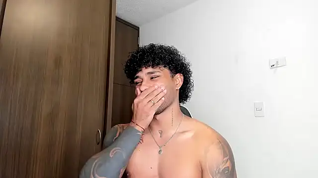 Alessandro Vanni online show from January 22, 2025, 11:32 pm