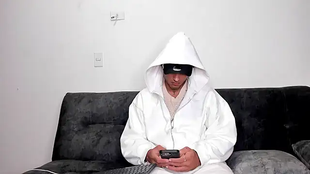 Alessandro Vanni online show from February 22, 2025, 3:34 am