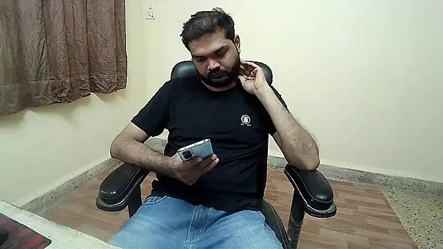 Snapshot of mynastyfuckerr chatting on January 14, 2026, 12:33 pm mynastyfuckerr online show from January 14, 2026, 12:33 pm