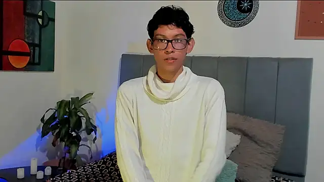 CrissBrownxxx online show from October 19, 2025, 6:41 pm