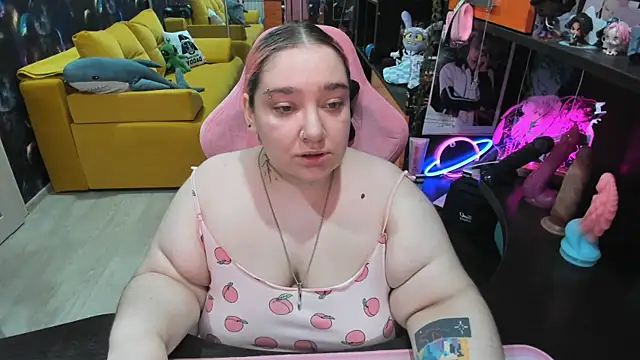 Softie Sofy online show from June 25, 2026, 6:29 am