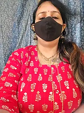 cute-tanvi online show from January 24, 2025, 2:18 am