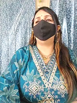 cute-tanvi online show from January 30, 2025, 8:43 am