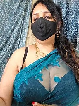 cute-tanvi online show from March 19, 2025, 8:12 am
