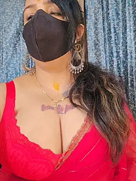 cute-tanvi online show from May 8, 2026, 1:00 am