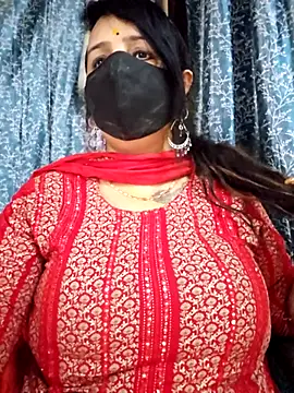 cute-tanvi online show from June 10, 2026, 12:33 am