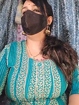 cute-tanvi online show from June 16, 2026, 12:57 am
