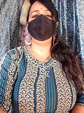 cute-tanvi online show from June 17, 2026, 1:08 am